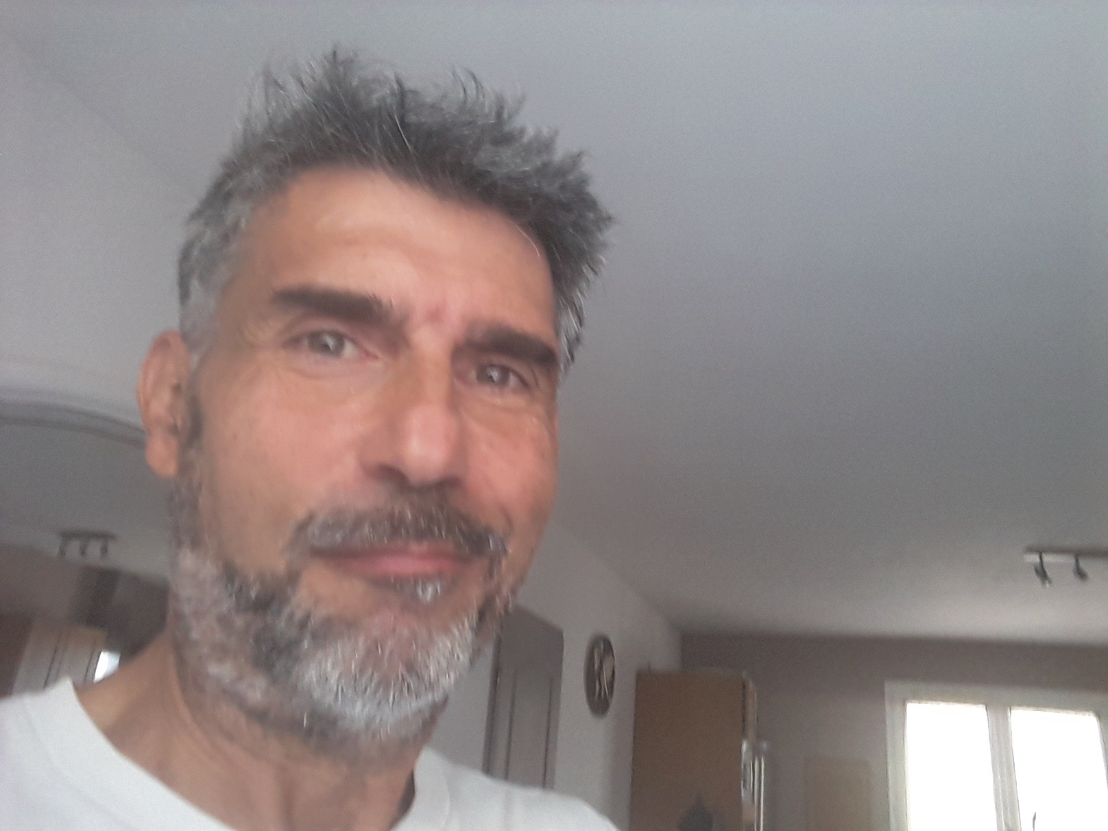Constantino - San Muñoz - Salamanca | Anuncios gays