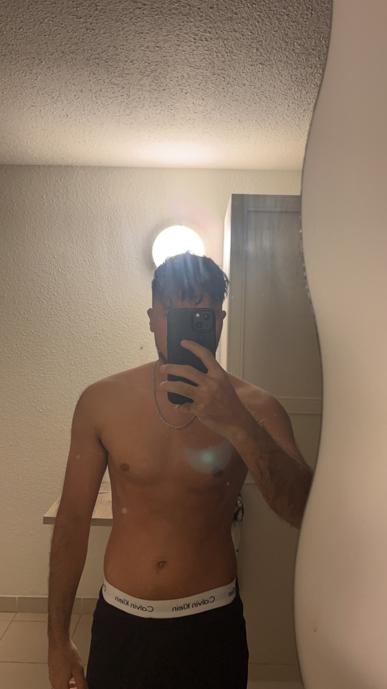 Jewel - Sorzano - La Rioja | Anuncios gays