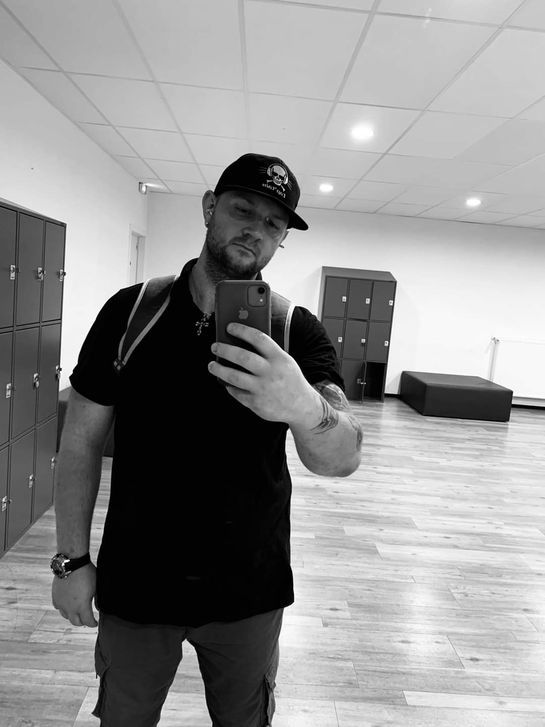 Niroshan - Alfarnatejo - Málaga | Anuncios gays