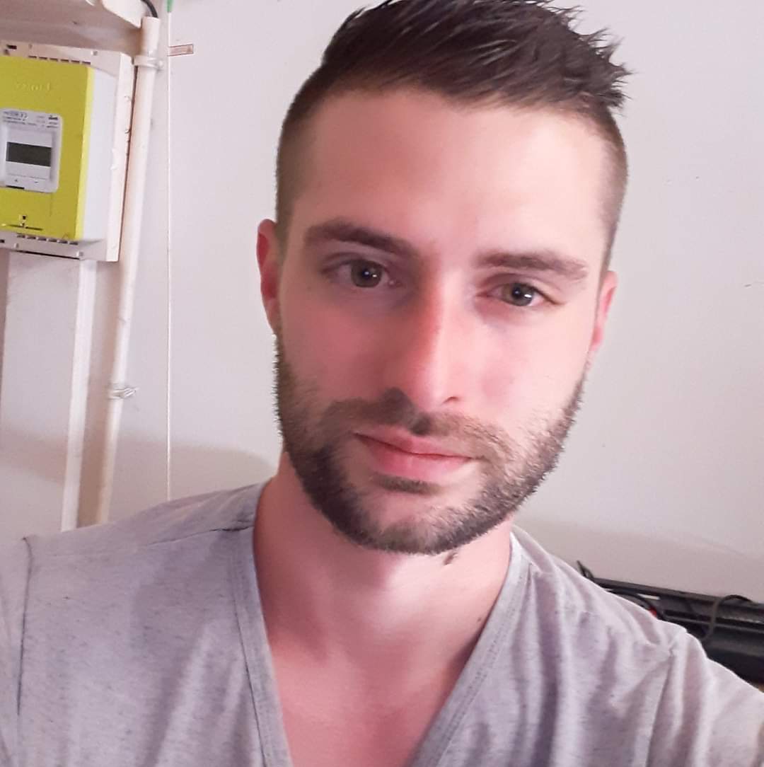 Matiss - Alerre - Huesca | Anuncios gays
