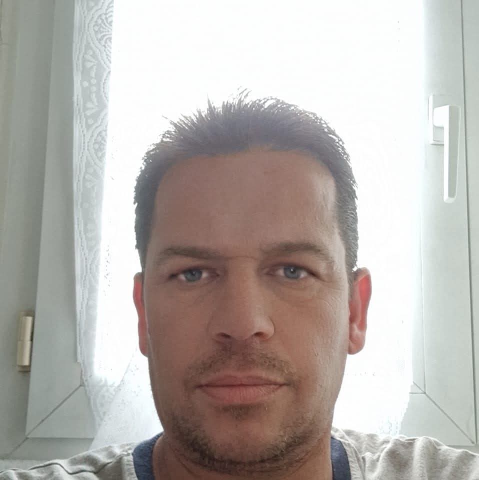 Yousef - Pinseque - Zaragoza | Anuncios gays