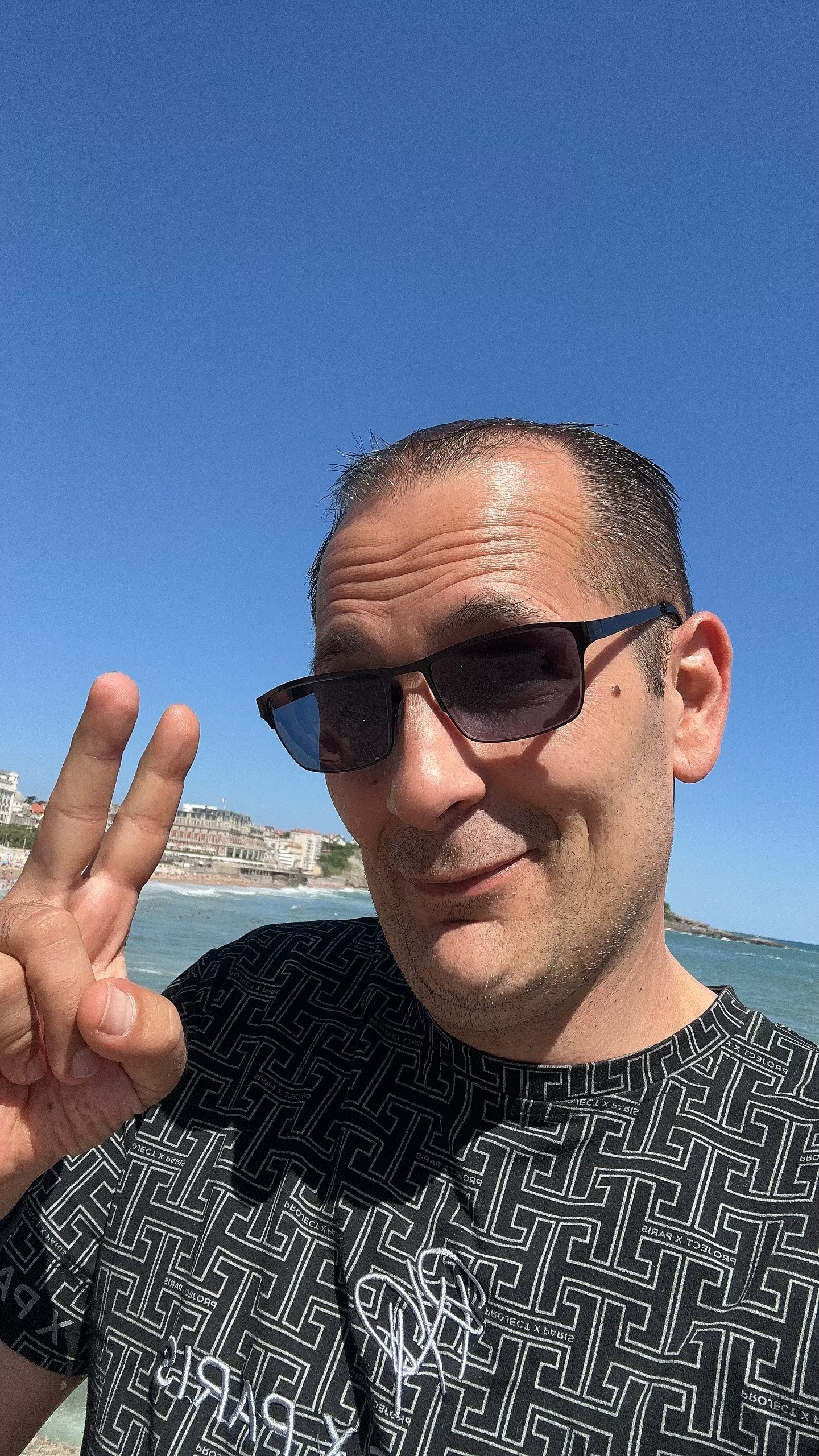 Djellali - Avinyó - Barcelona | Anuncios gays
