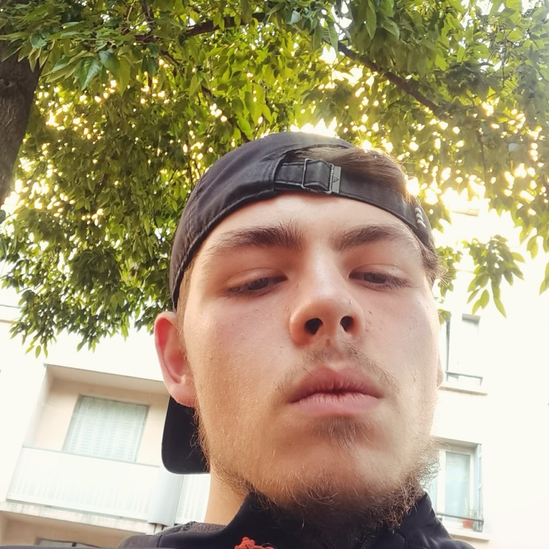 Izak - Antzuola - Gipuzkoa | Anuncios gays
