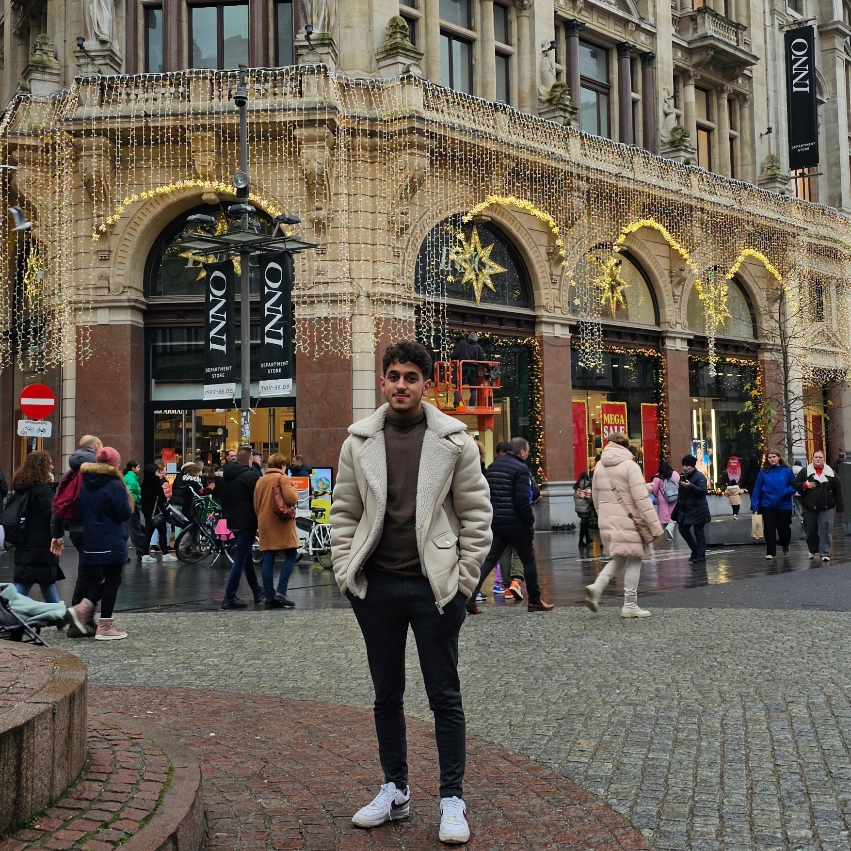 Lucius - Agost - Alicante | Anuncios gays