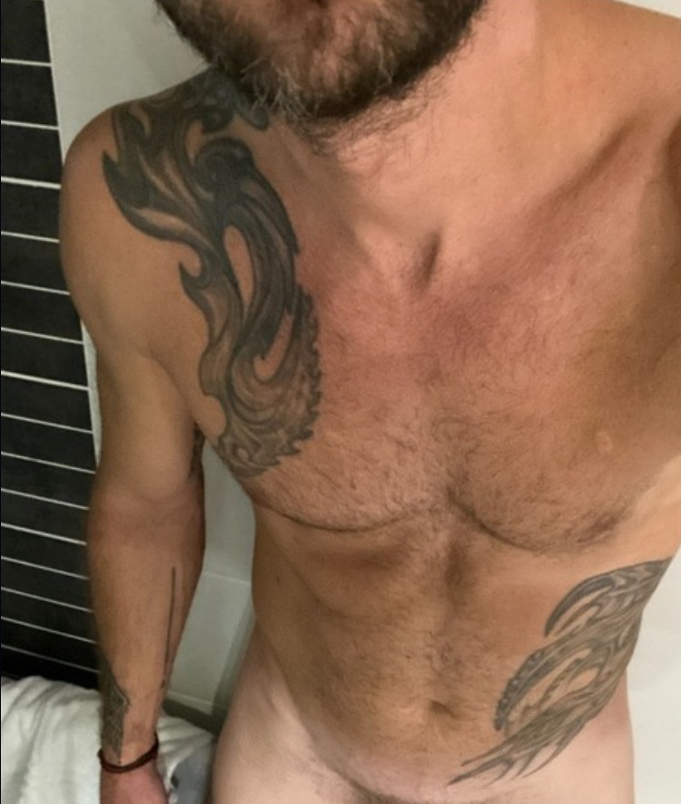 Nasserdine - Broto - Huesca | Anuncios gays