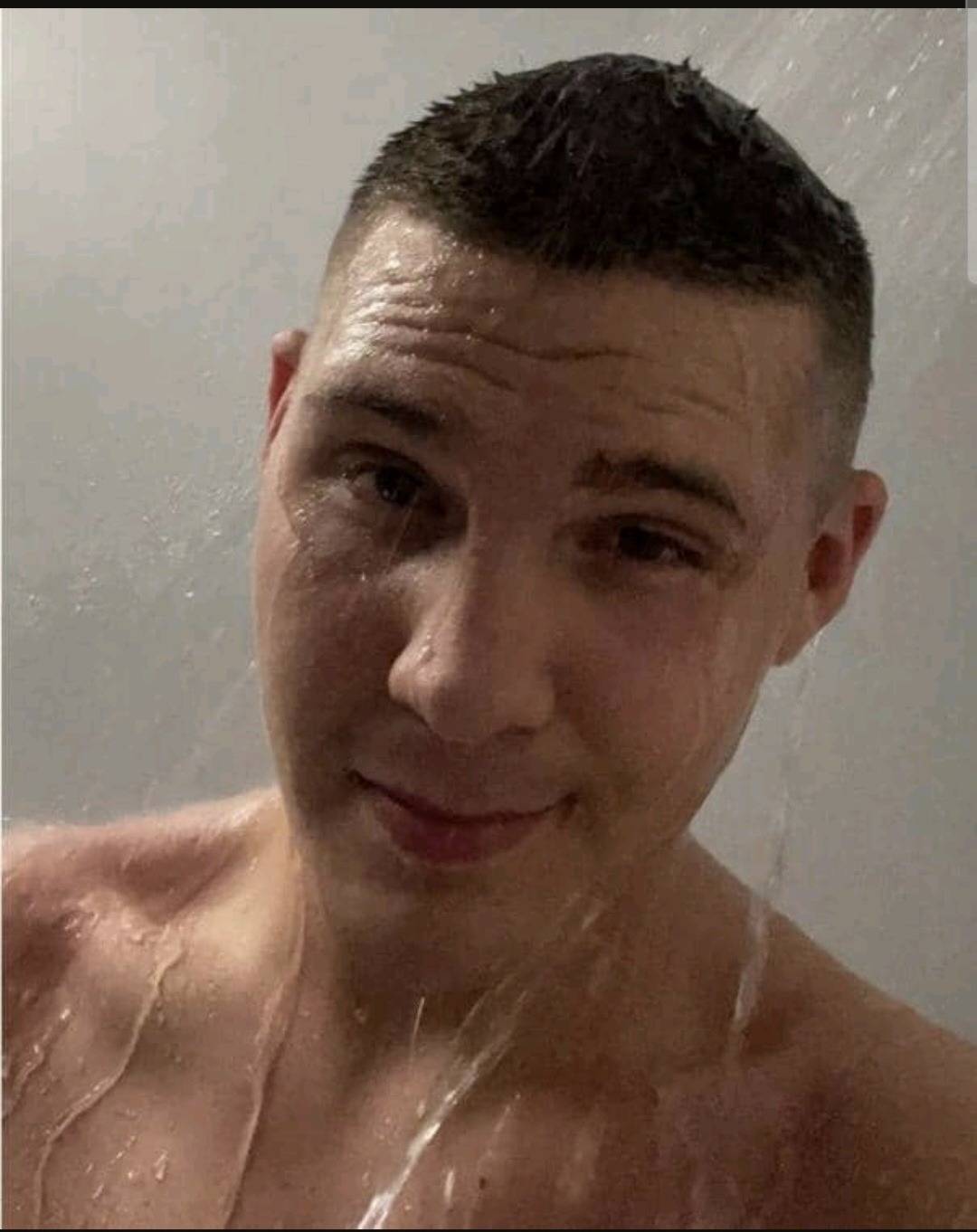 Elyes - Ahillones - Badajoz | Anuncios gays