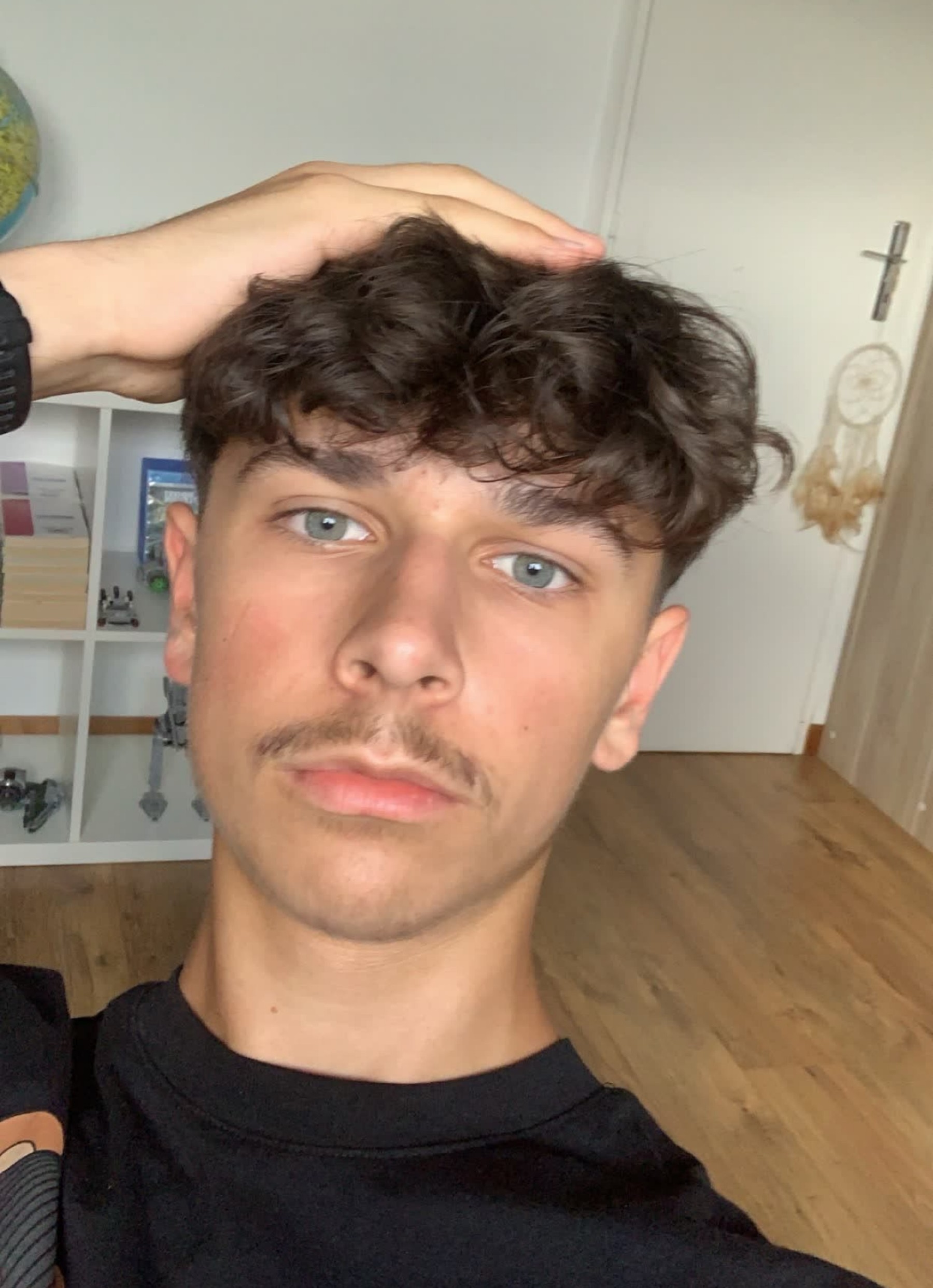Charles-edward - Tabernas - Almería | Anuncios gays